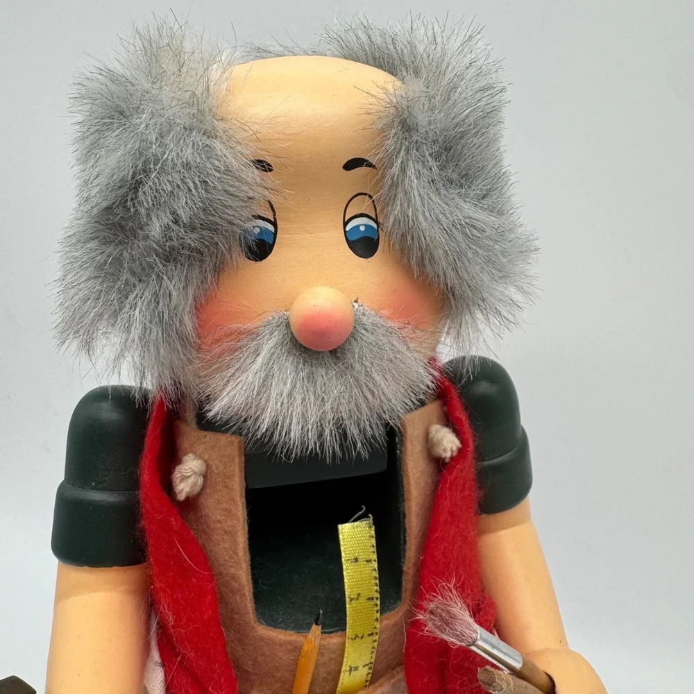 Zims Heirloom Collectibles Geppetto Pinocchio Puppet Maker Nutcracker 11